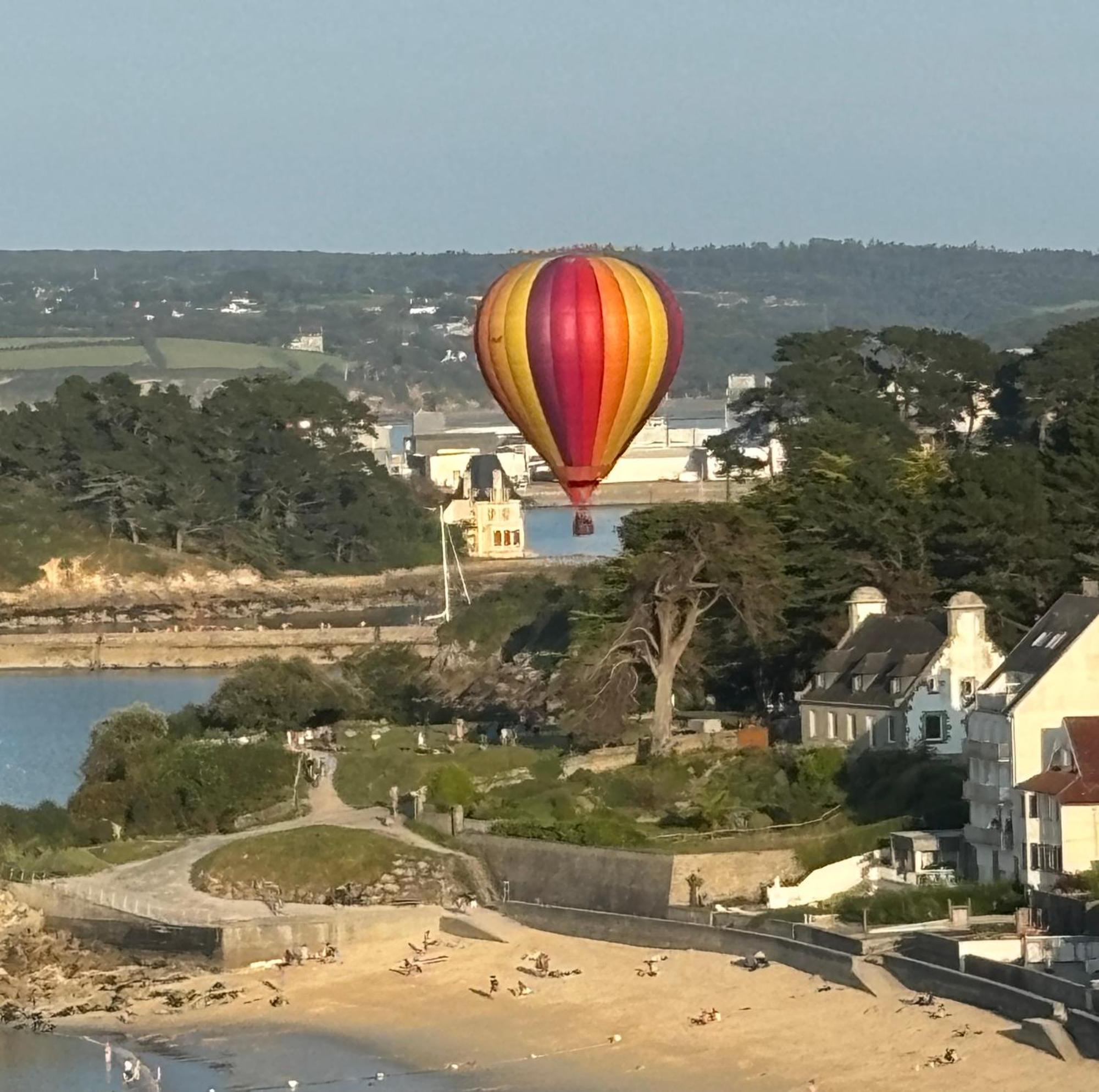 Isis Vue Mer Douarnenez Bagian luar foto